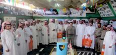 طلاب كلية العلوم والدراسات الإنسانية بثادق  تقوم بزيارة شعبة المرور بمناسبة اسبوع المرور الخليجي