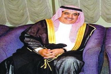 الشيخ عمر البليهد يسلم السيارات الاربع التي اهداها للمتفوقين من أيتام شقراء