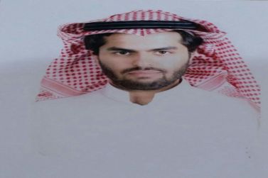 الملحقية الثقافية بسفارة المملكة في لندن تهنئ المبتعث محمد المهنا لتفوقه