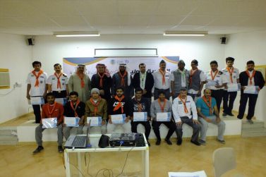 مدير تعليم شقراء الدكتور خالد الشبانة يكرم المشاركين في الدورة الاولية لقادة الوحدات الكشفية