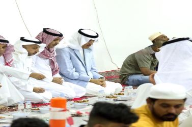جمعية الدعوة تقيم مائدة إفطار جماعي على شرف محافظ شقراء بمشروع تفطير الصائمين